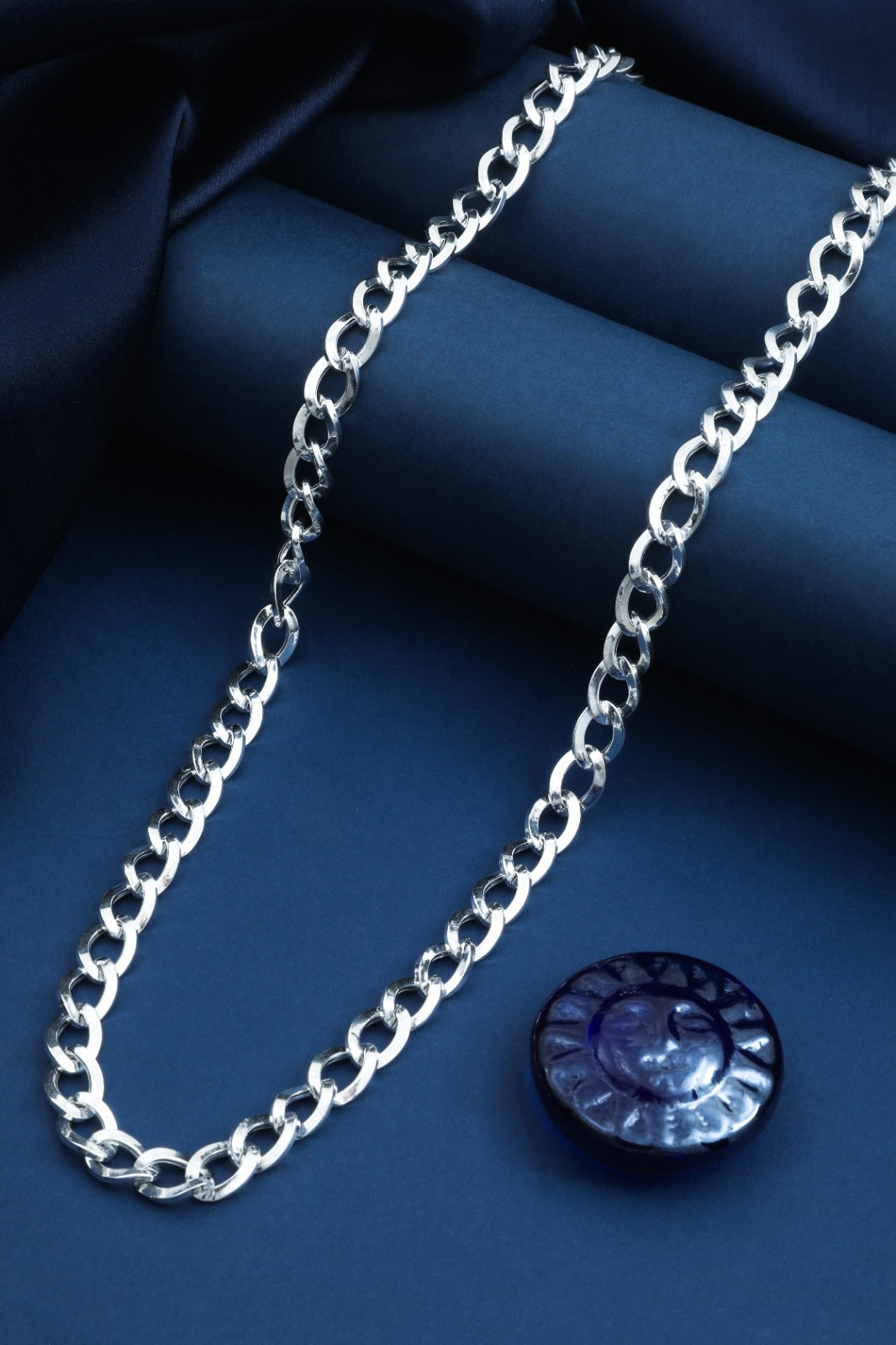 Open Oval Curb Statement Chain